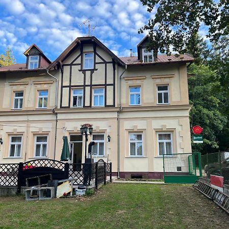 Villa Berolina Marianske Lazne Exterior photo